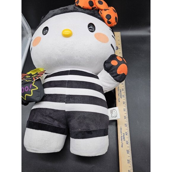 Sanrio Halloween 20" Door Greeter Hello Kitty Spooky - Picture 12 of 12